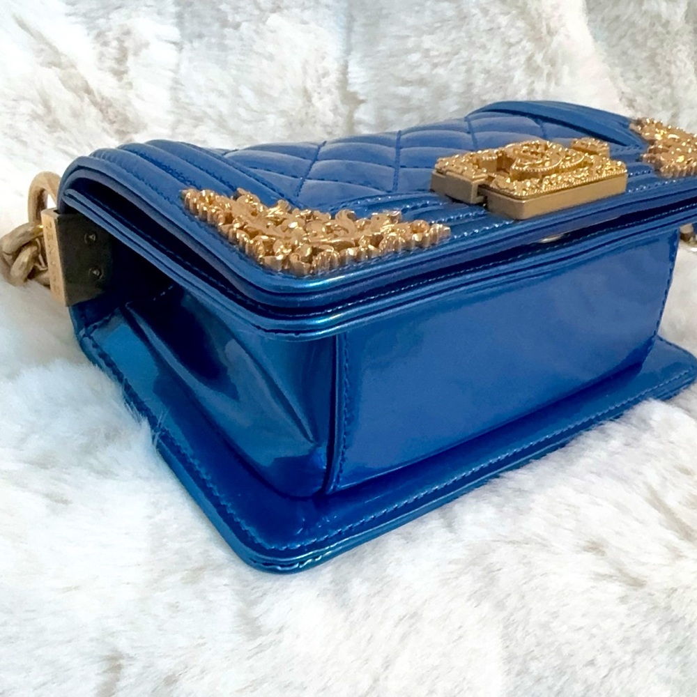Chanel Mini Versailles Boy Bag - Picture 5 of 15